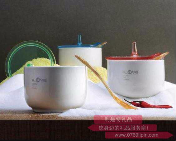 LF-F016 三入陶瓷調(diào)味罐