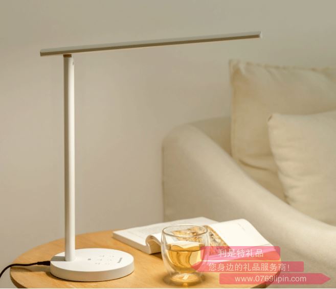 松下（Panasonic）學(xué)習(xí)臺燈