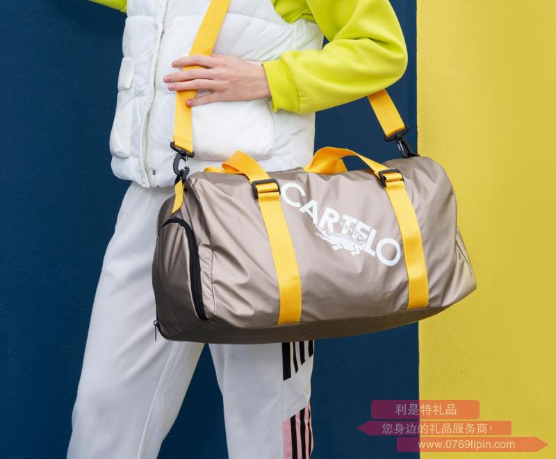 悅?cè)R時(shí)尚運(yùn)動(dòng)背包