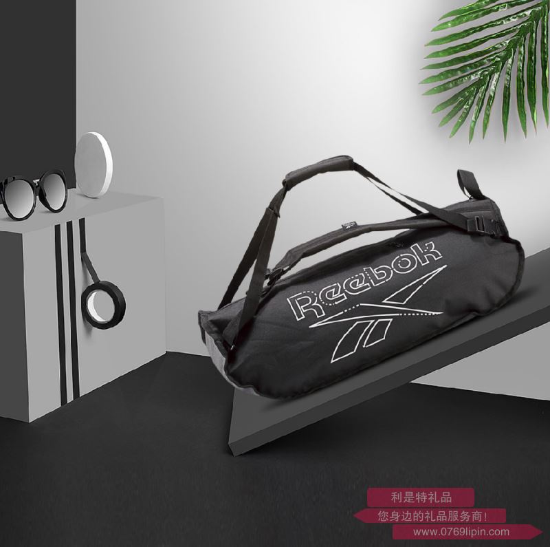 Reebok 健身包