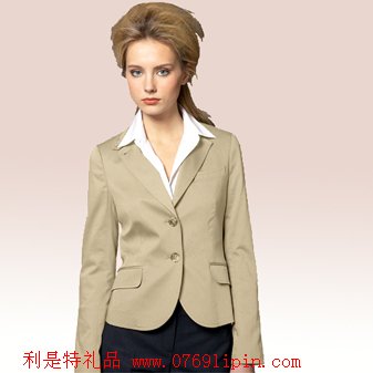 女西裝
